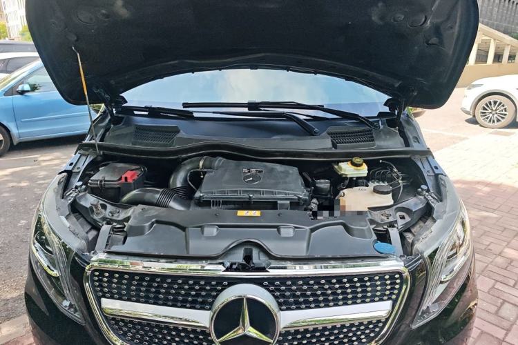 Used Mercedes-Benz Vito 2021 2.0T Business Version 7 Seats Engine Bay