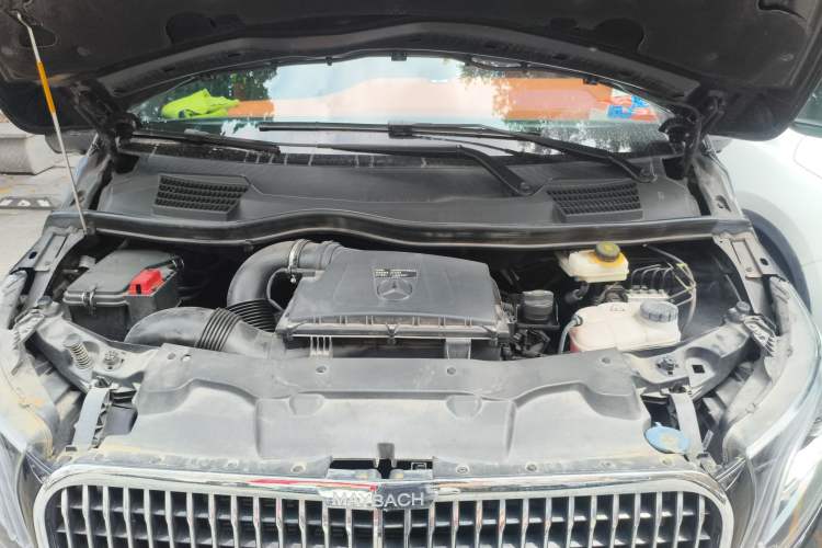 Used Mercedes-Benz Vito 2021 2.0T Business Version 7 Seats Engine Bay
