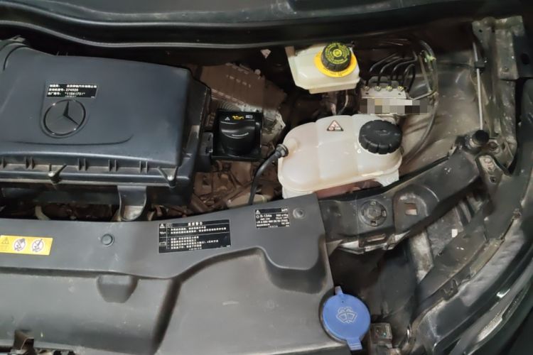 Used Mercedes-Benz Vito 2021 2.0T Business Version 7 Seats Engine Bay Left