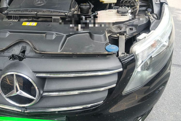 Used Mercedes-Benz Vito 2021 2.0T Business Version 7 Seats Engine Bay Left