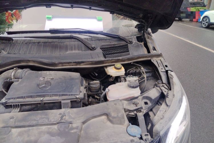 Used Mercedes-Benz Vito 2021 2.0T Business Version 7 Seats Engine Bay Left