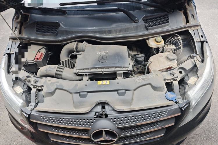 Used Mercedes-Benz Vito 2021 2.0T Business Version 9 Seats Engine Bay