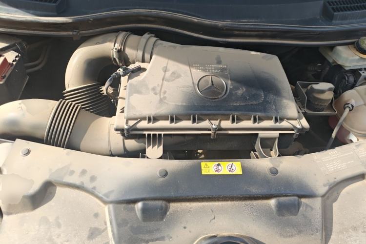 Used Mercedes-Benz Vito 2021 2.0T Business Version 7 Seats Engine Bay