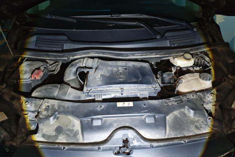 Used Mercedes-Benz Vito 2021 2.0T Elite Version 7 Seats Engine Bay
