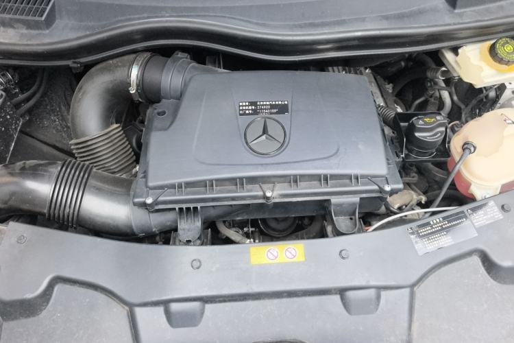 Used Mercedes-Benz Vito  Engine Bay