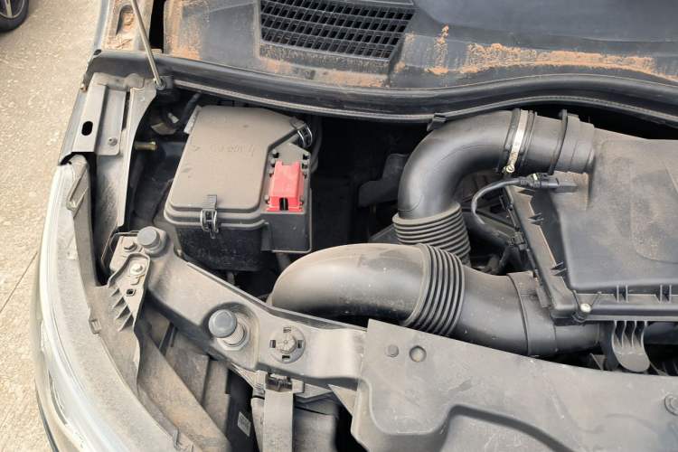 Used Mercedes-Benz Vito 2021 2.0T Elite Version 7 Seats Engine Bay Right