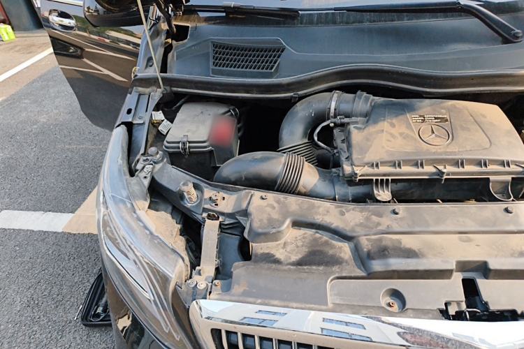 Used Mercedes-Benz Vito  Engine Bay Right