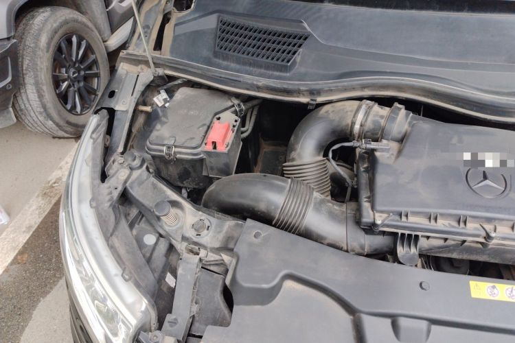 Used Mercedes-Benz Vito 2021 2.0T Business Version 7 Seats Engine Bay Right