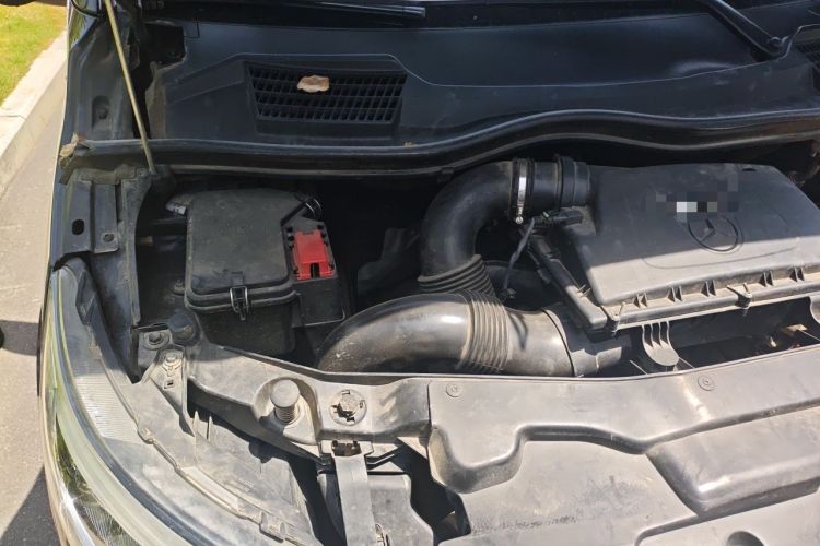 Used Mercedes-Benz Vito 2021 2.0T Business Version 7 Seats Engine Bay Right