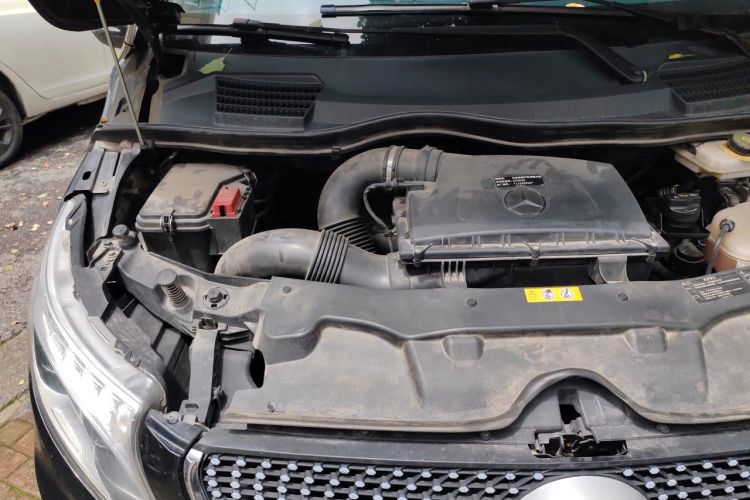 Used Mercedes-Benz Vito 2021 2.0T Business Version 7 Seats Engine Bay Right
