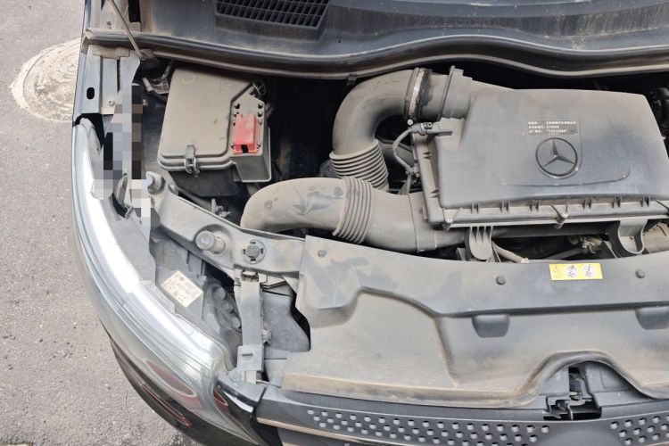 Used Mercedes-Benz Vito 2021 2.0T Business Version 9 Seats Engine Bay Right