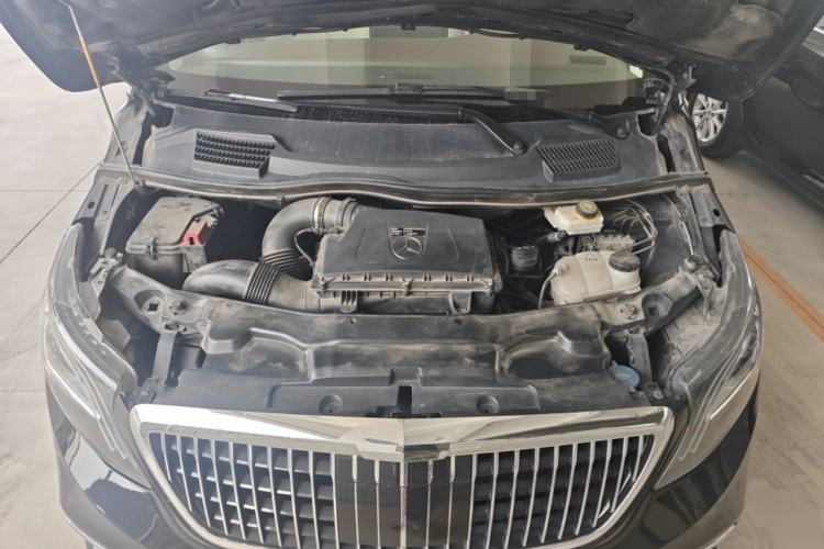 Used Mercedes-Benz Vito 2021 2.0T Business Version 7 Seats Engine Bay