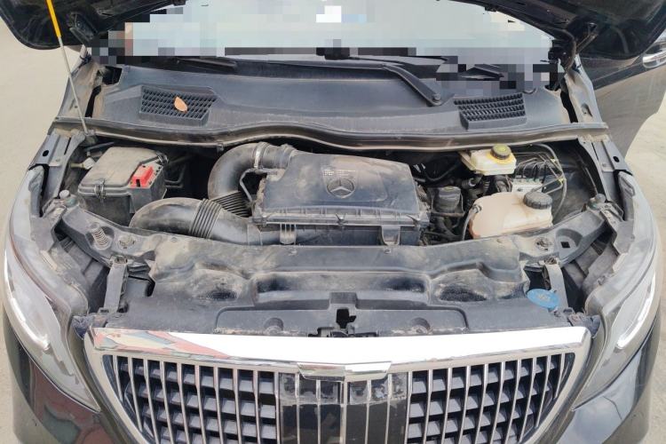 Used Mercedes-Benz Vito 2021 2.0T Elite Version 7 Seats Engine Bay