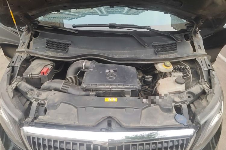 Used Mercedes-Benz Vito 2021 2.0T Business Version 7 Seats Engine Bay