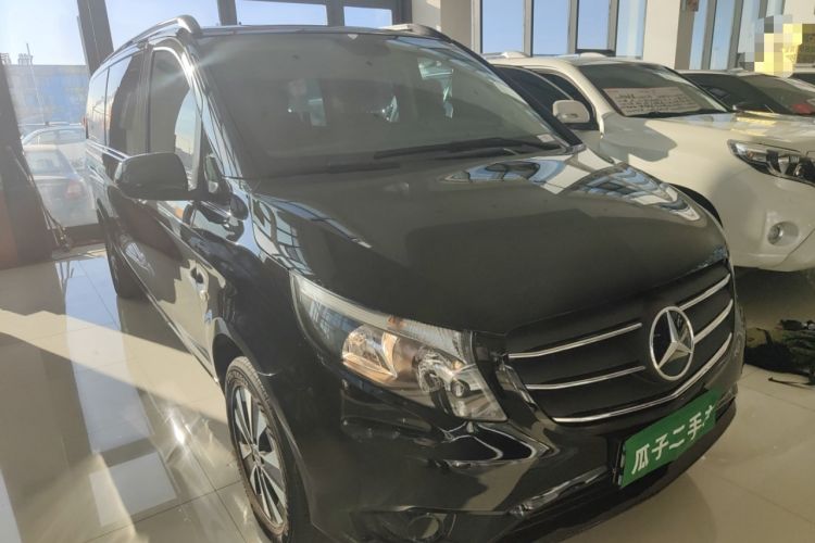 Used Mercedes-Benz Vito 2021 2.0T Elite Version 7 Seats Exterior 2