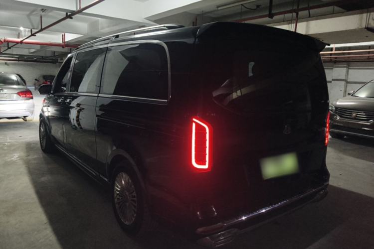 Used Mercedes-Benz Vito 2021 2.0T Business Version 7 Seats Exterior 2