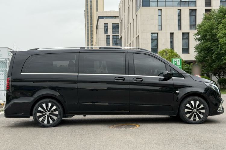 Used Mercedes-Benz Vito 2021 2.0T Business Version 7 Seats Exterior 3