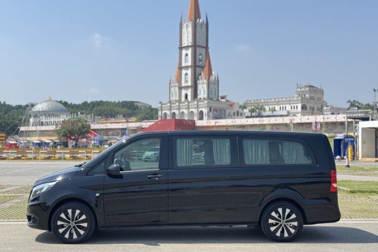 Used Mercedes-Benz Vito 2021 2.0T Elite Version 7 Seats Exterior 3