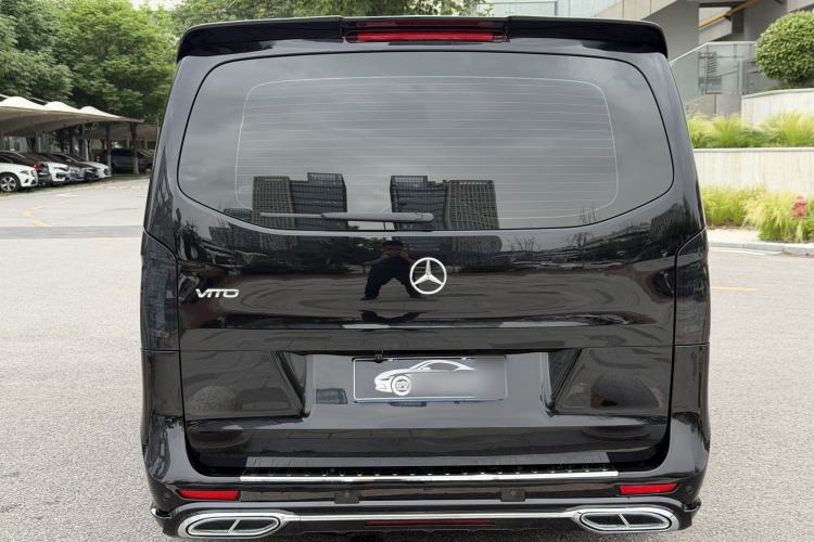 Used Mercedes-Benz Vito 2021 2.0T Elite Version 7 Seats Exterior 4