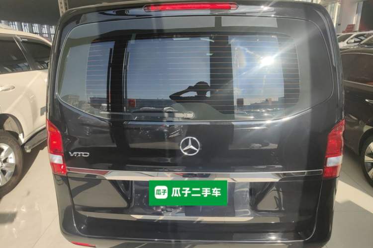 Used Mercedes-Benz Vito 2021 2.0T Elite Version 7 Seats Exterior 4