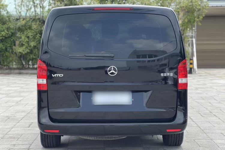 Used Mercedes-Benz Vito 2021 2.0T Elite Version 7 Seats Exterior 6