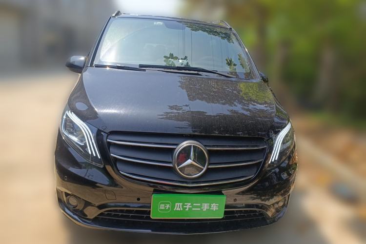 Used Mercedes-Benz Vito 2021 2.0T Elite Version 7 Seats Front
