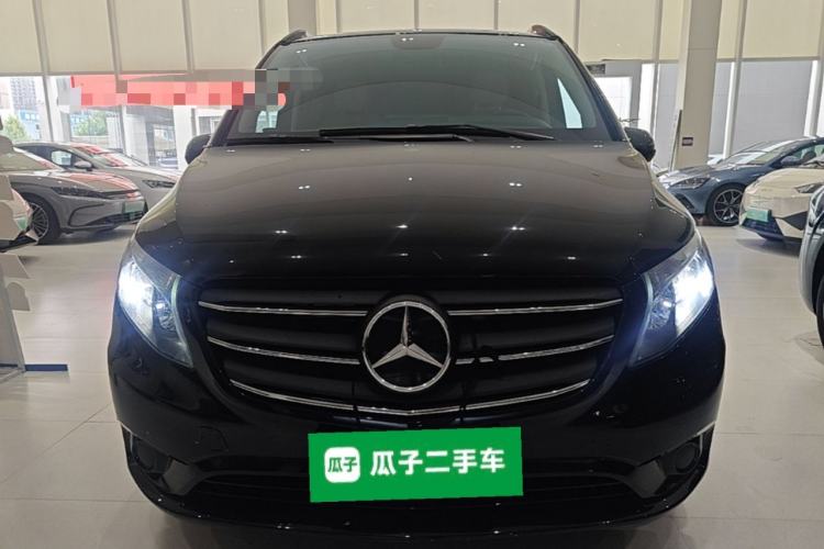 Used Mercedes-Benz Vito 2021 2.0T Elite Version 7 Seats Front