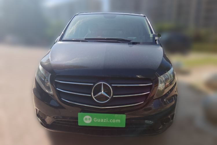 Used Mercedes-Benz Vito 2021 2.0T Elite Version 7 Seats Front