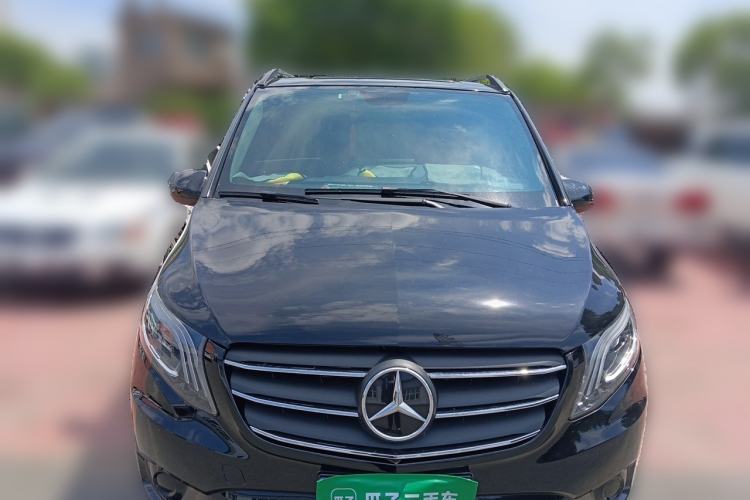 Used Mercedes-Benz Vito 2021 2.0T Elite Version 7 Seats Front