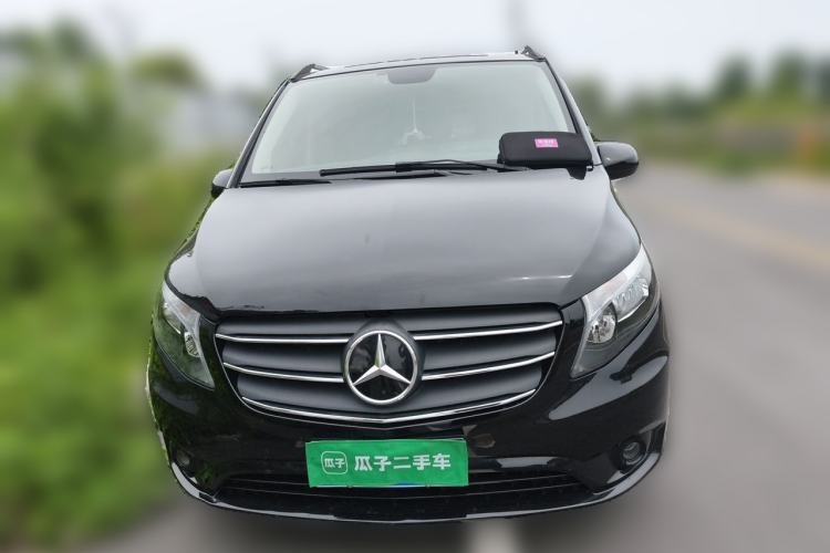 Used Mercedes-Benz Vito 2021 2.0T Elite Version 7 Seats Front
