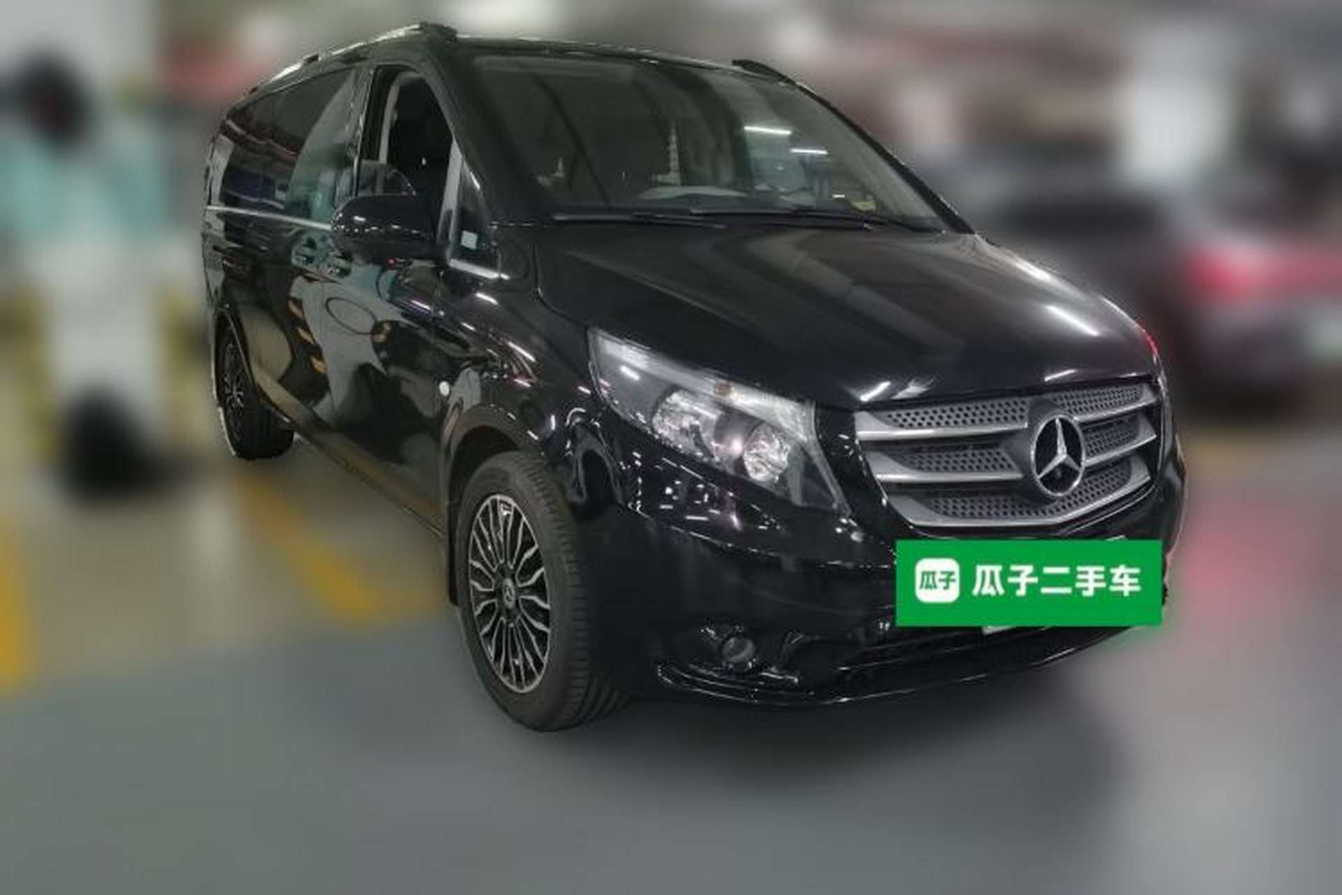 Used Mercedes-Benz Vito 2021 2.0T Business Version 7 Seats Front Right 45 Deg