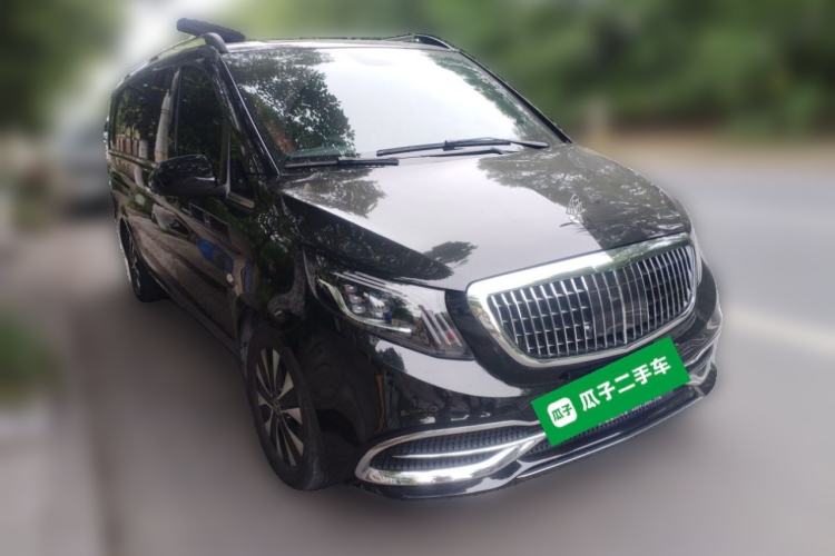 Used Mercedes-Benz Vito 2021 2.0T Elite Version 7 Seats Front Right 45 Deg