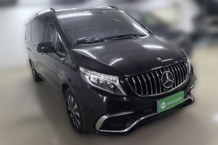 Used Mercedes-Benz Vito 2021 2.0T Business Version 7 Seats Front Right 45 Deg