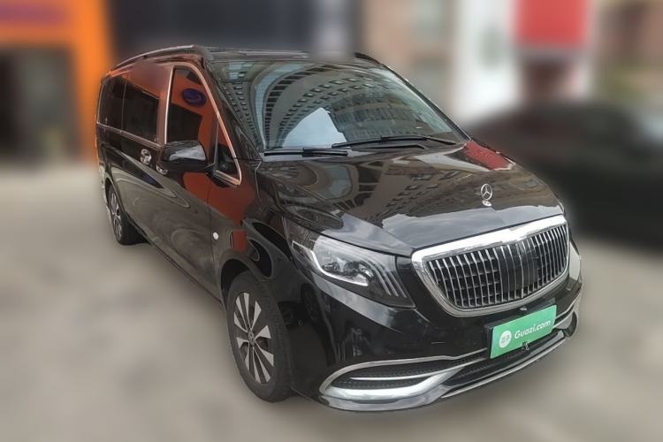 Used Mercedes-Benz Vito 2021 2.0T Business Version 7 Seats Front Right 45 Deg