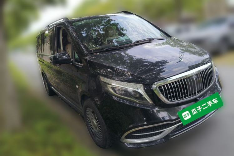 Used Mercedes-Benz Vito 2021 2.0T Business Version 7 Seats Front Right 45 Deg