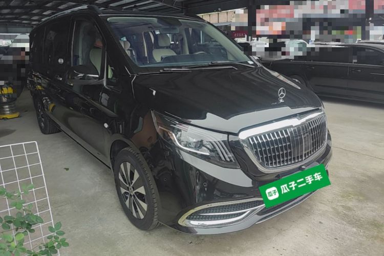 Used Mercedes-Benz Vito 2021 2.0T Business Version 7 Seats Front Right 45 Deg