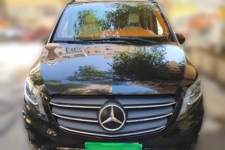 Used Mercedes-Benz Vito 2021 2.0T Elite Version 7 Seats Front