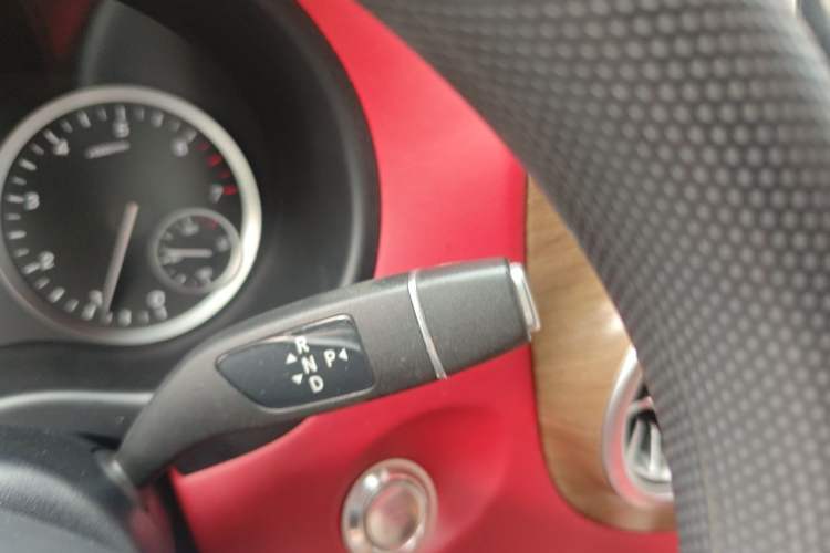 Used Mercedes-Benz Vito  Gear Lever