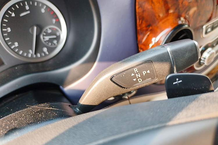 Used Mercedes-Benz Vito  Gear Lever