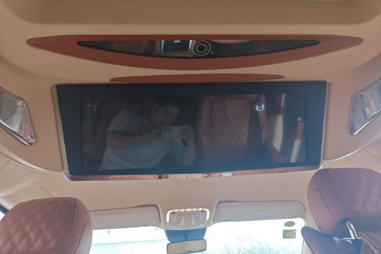 Used Mercedes-Benz Vito 2021 2.0T Business Version 7 Seats Headliner