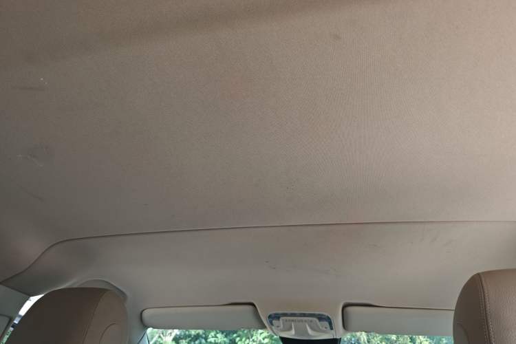 Used Mercedes-Benz Vito 2021 2.0T Elite Version 7 Seats Headliner