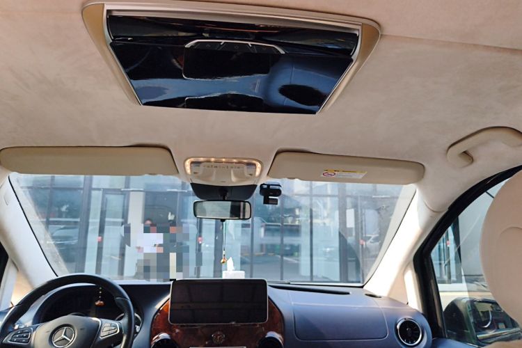 Used Mercedes-Benz Vito  Headliner
