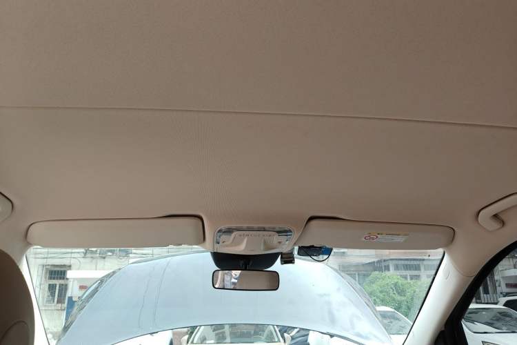 Used Mercedes-Benz Vito 2021 2.0T Business Version 7 Seats Headliner