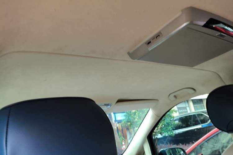 Used Mercedes-Benz Vito 2021 2.0T Business Version 7 Seats Headliner