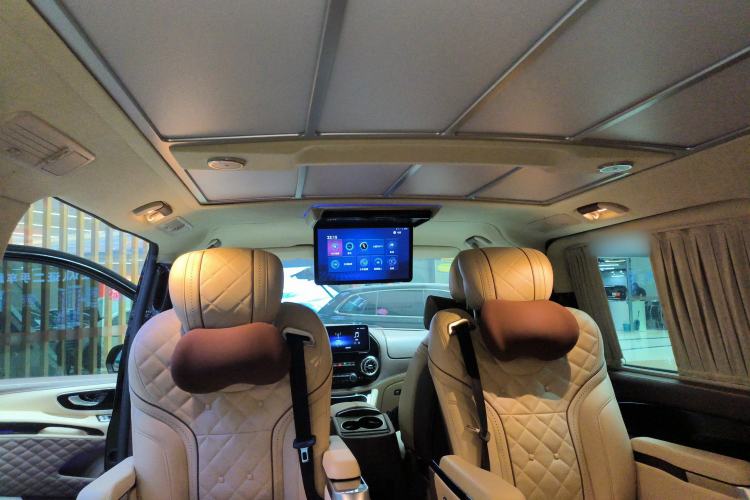 Used Mercedes-Benz Vito 2021 2.0T Business Version 7 Seats Headliner