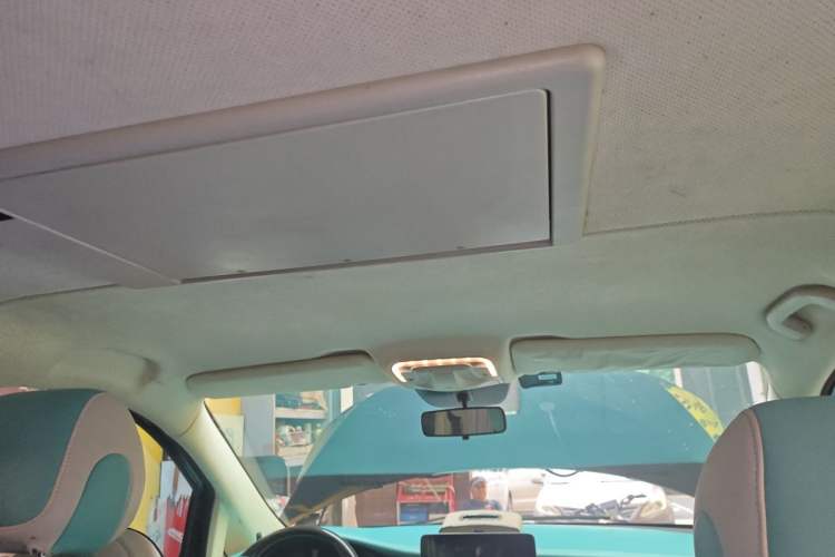 Used Mercedes-Benz Vito 2021 2.0T Elite Version 7 Seats Headliner