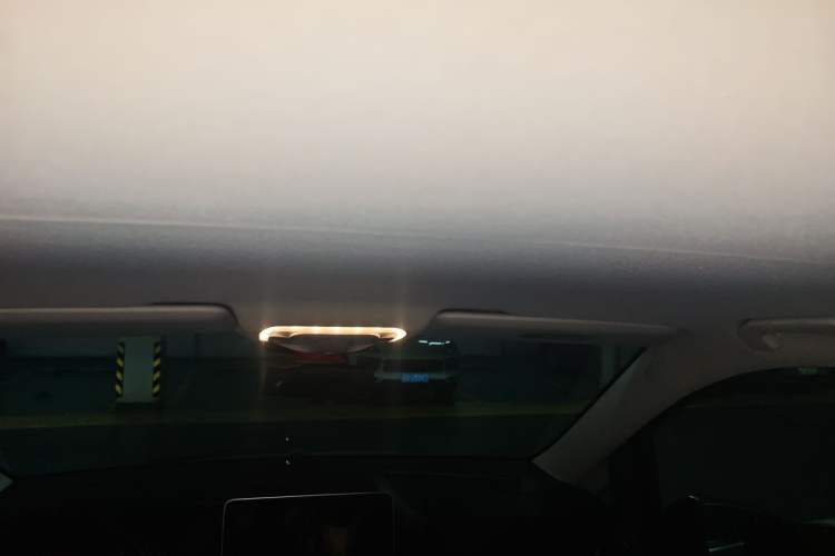 Used Mercedes-Benz Vito 2021 2.0T Business Version 7 Seats Headliner