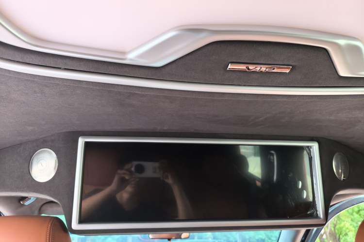 Used Mercedes-Benz Vito 2021 2.0T Business Version 7 Seats Headliner