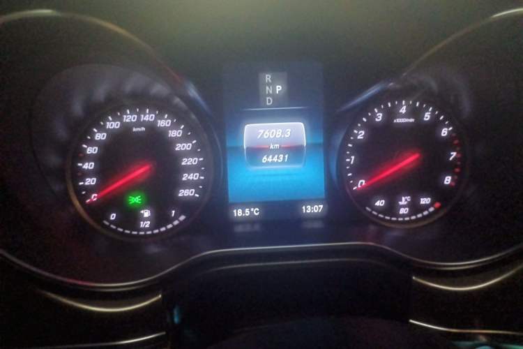 Used Mercedes-Benz Vito  Instrument Cluster