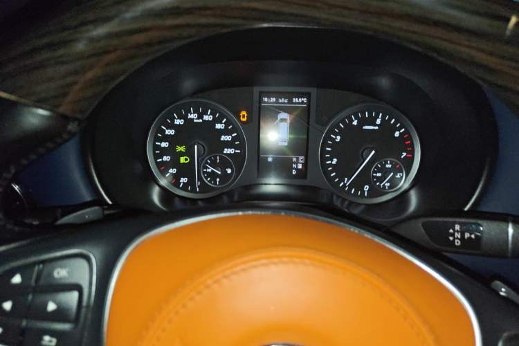 Used Mercedes-Benz Vito 2021 2.0T Business Version 7 Seats Instrument Cluster
